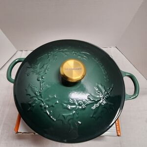 Le Creuset 4.5 Qt Holly Dutch  Oven New In Box Artichaut